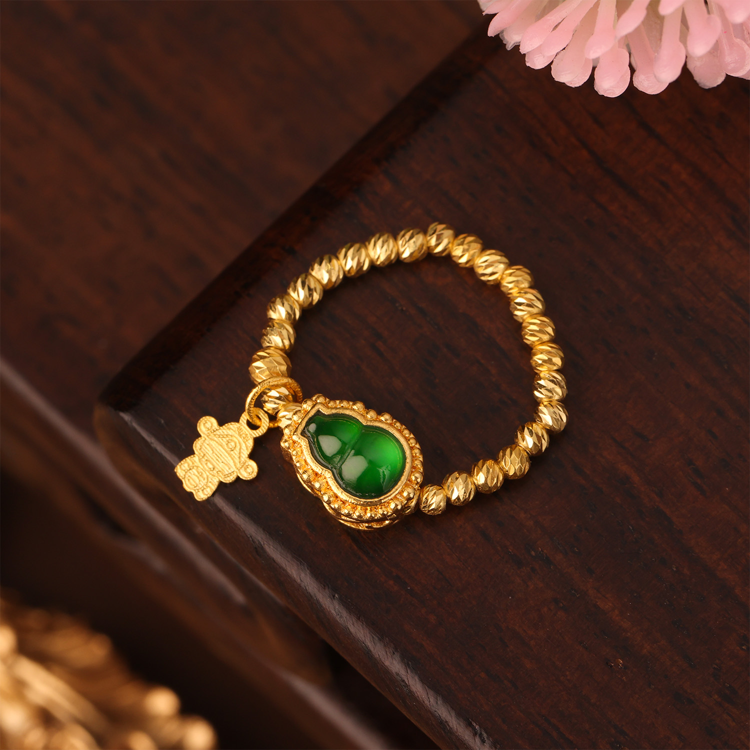 【来福工厂】18k金天然翡-翡冰底阳绿葫芦财神爷福禄寿车花爆闪戒指