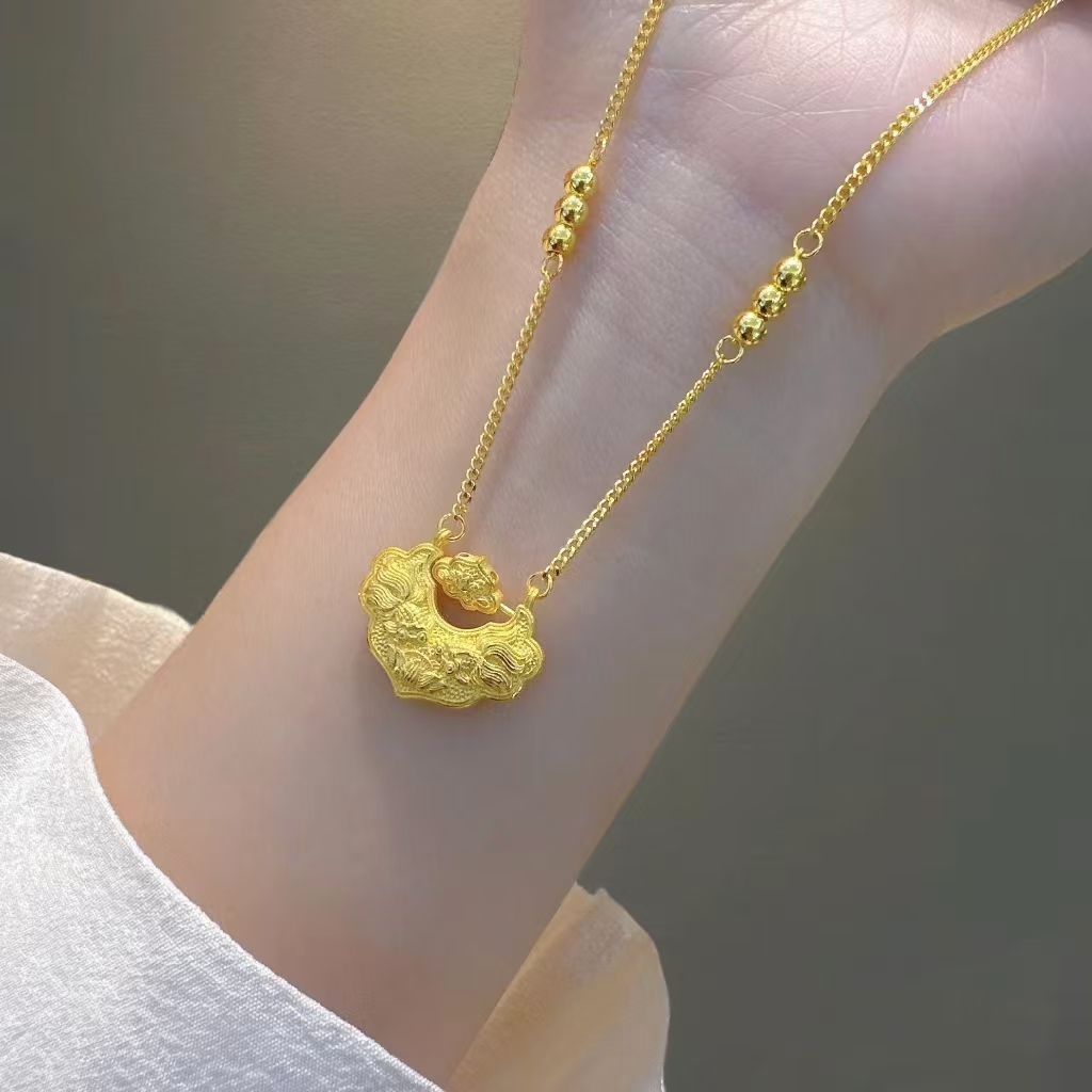 Chow Tai Seng/周大生足金锦鲤锁套链