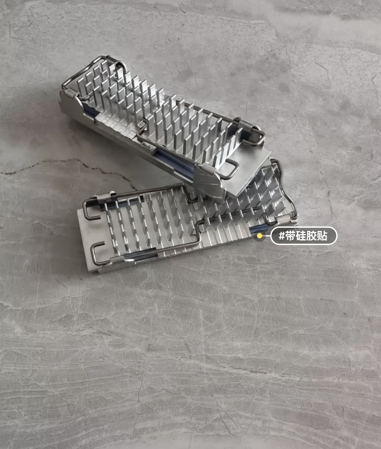 双层纯铝M.2散热片2280基本10代以上机器都可以用 别的机器也通用