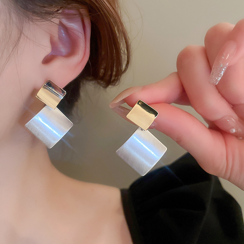 铜合金耳饰 【ML55】新款气质几何菱形小众简约精致素款耳环E641