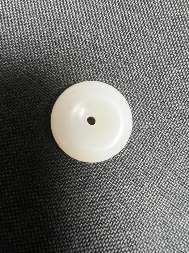 和田玉平安扣挂件