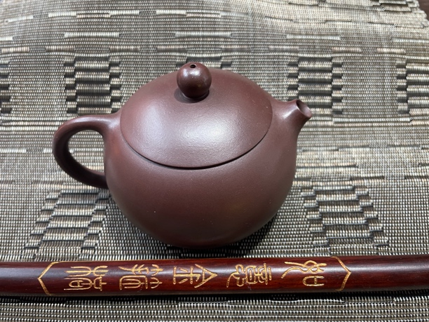 紫砂壶（西施）半收工壶，老子泥