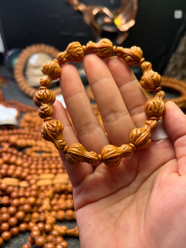 新品野生龙纹桃核异形葫芦手串手链