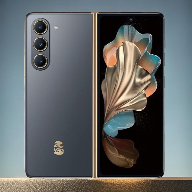 99新 Samsung/三星 W2024折叠屏手机轻奢