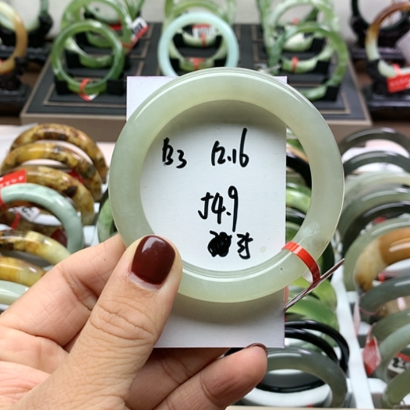 【闪购商品】岫玉手镯未镶嵌