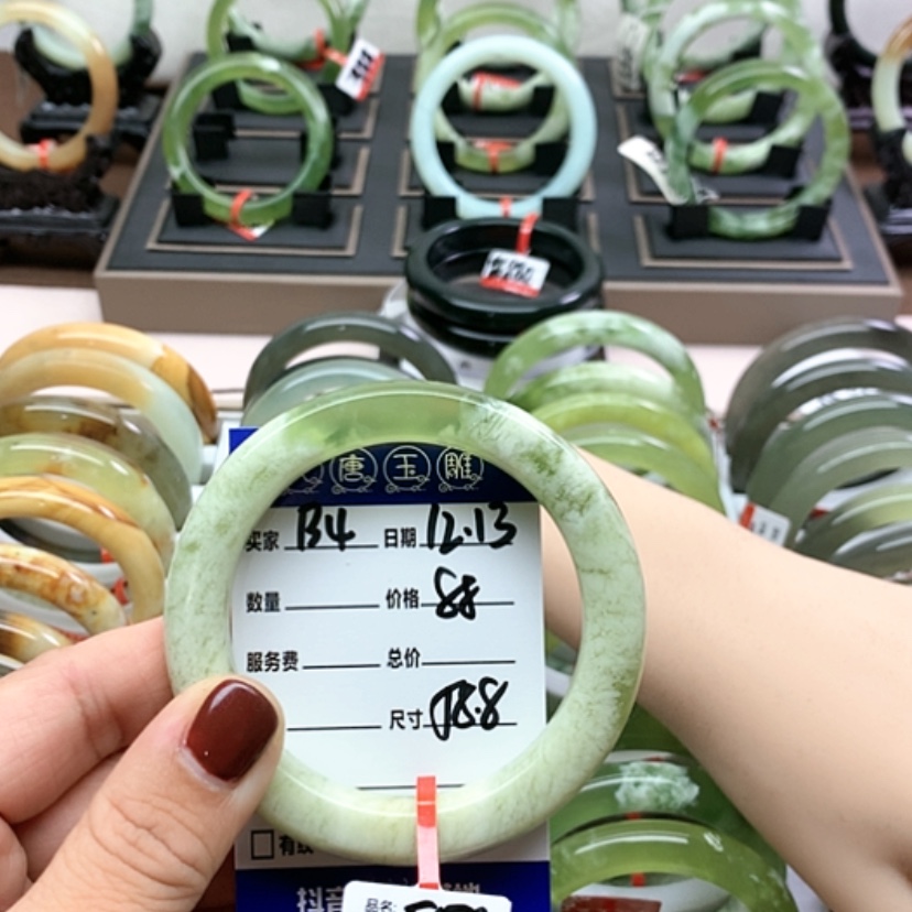 【闪购商品】岫玉手镯未镶嵌