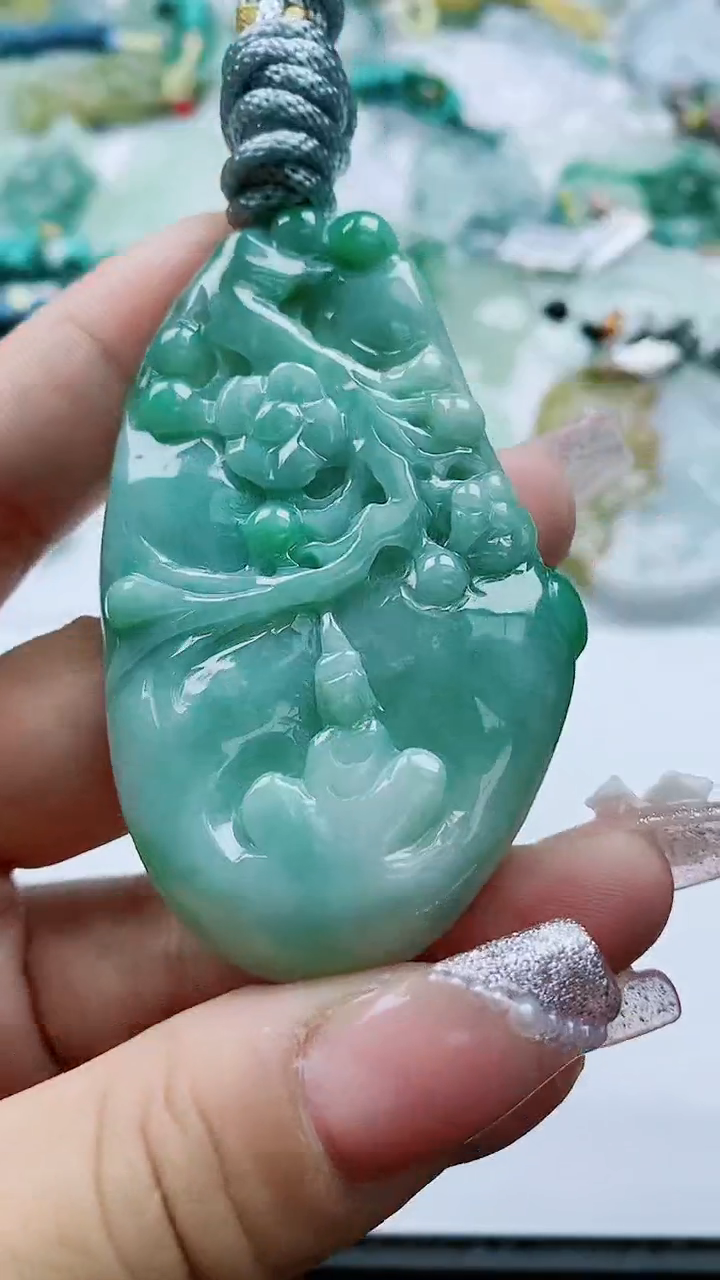【闪购商品】翡翠吊坠(不含链)未镶嵌1