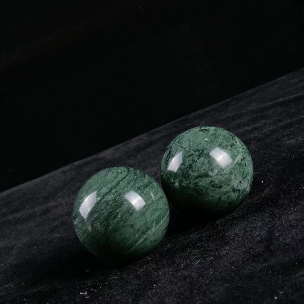 一对蛇纹石手球手把件（拍一发一多样性发货，颜色随机）