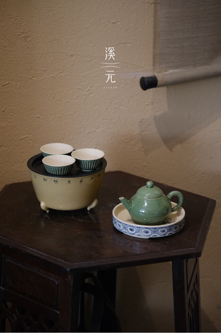 溪元诗文三足手工锡盖茶船壶承