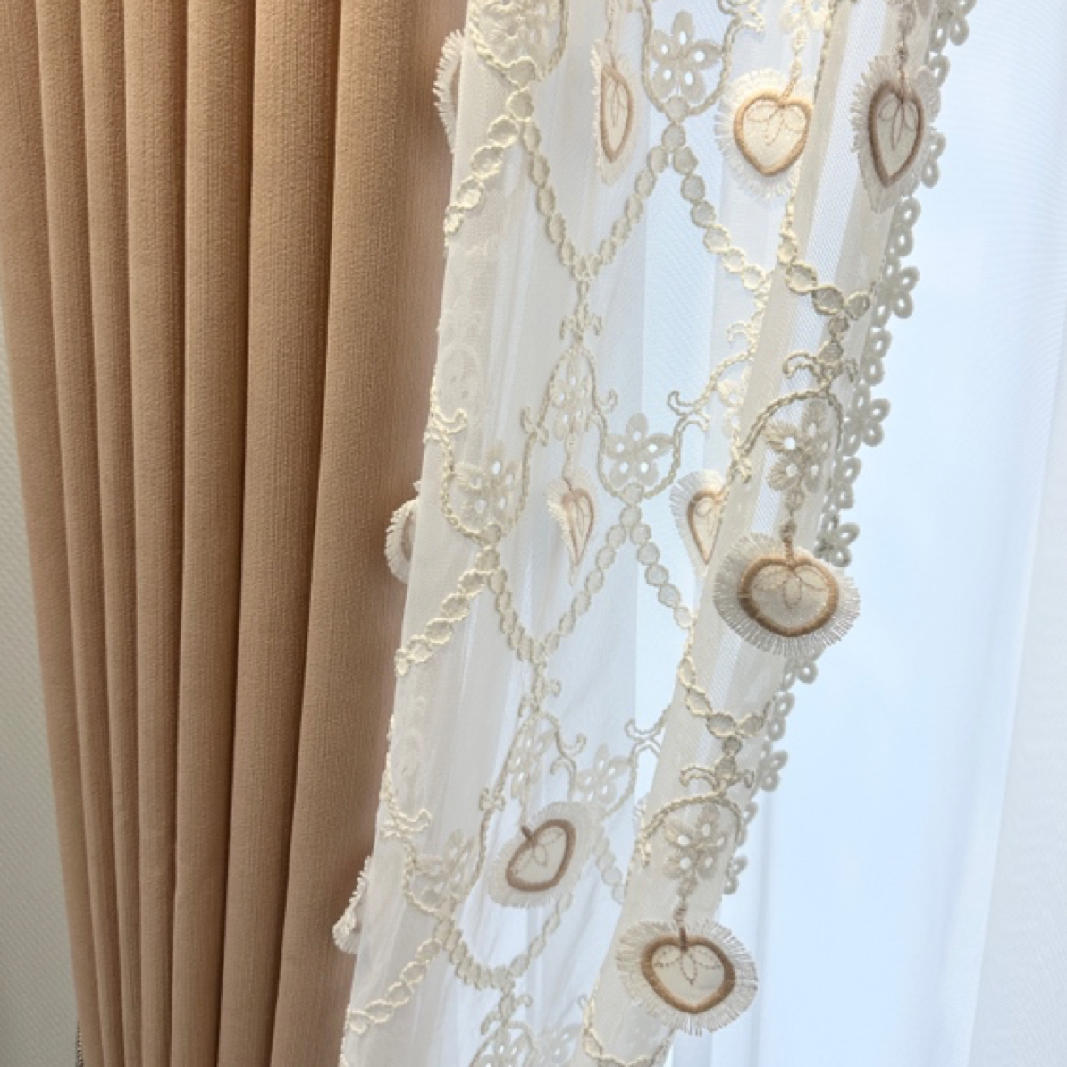 新款法式现代唯美客厅卧室窗帘遮光成品窗帘