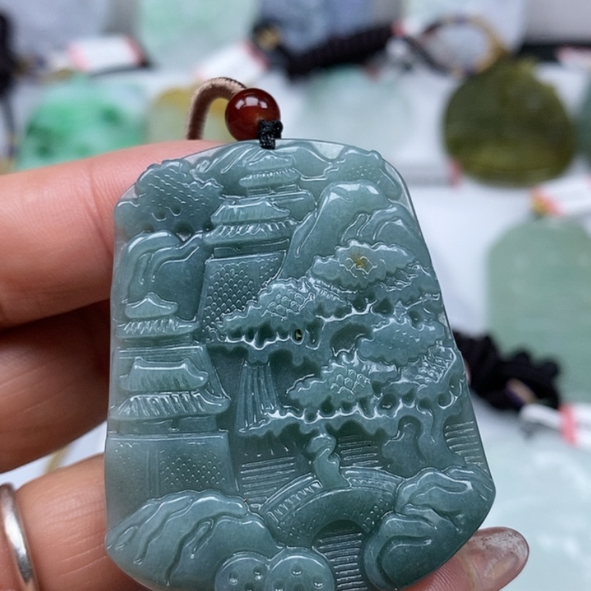 【闪购商品】翡翠颈饰未镶嵌