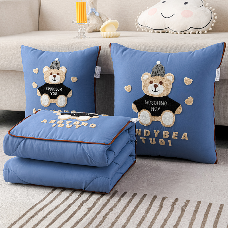 帽子熊毛巾绣抱枕被子两用多功能车载卡通可爱办公室午睡枕头汽车