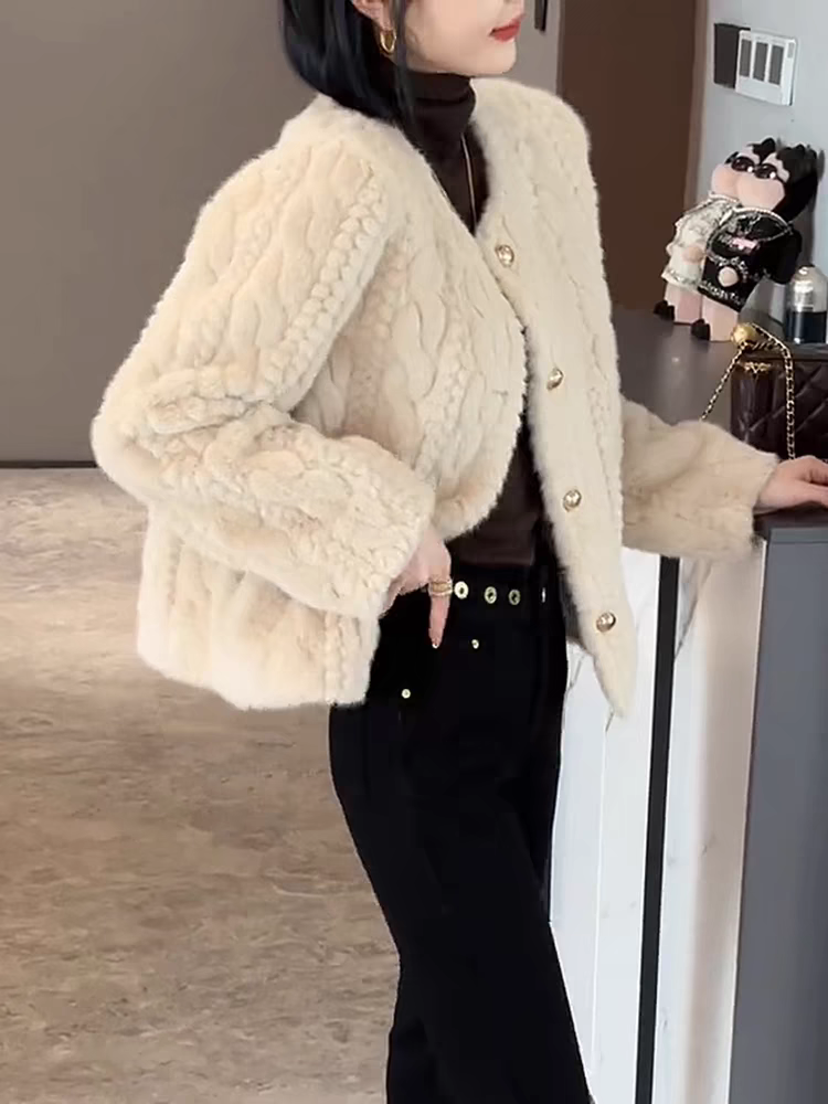 2023年冬天秋冬款欧貂绒立体麻花时尚百搭外套加厚轻奢冬季