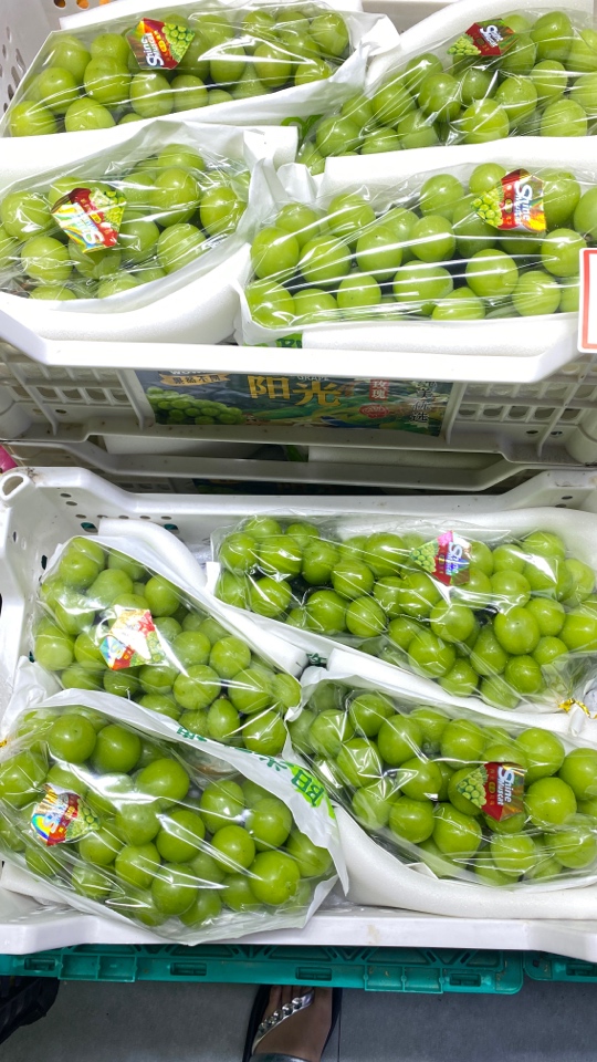 【炮哥甄选】晴王葡萄1串精品2.5-3斤左右
