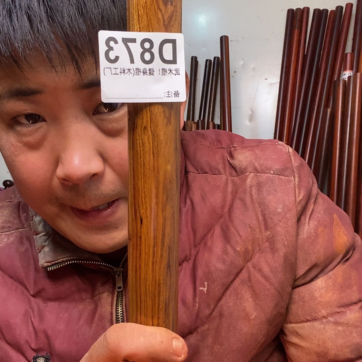 【闪购商品】红贵宝老*车