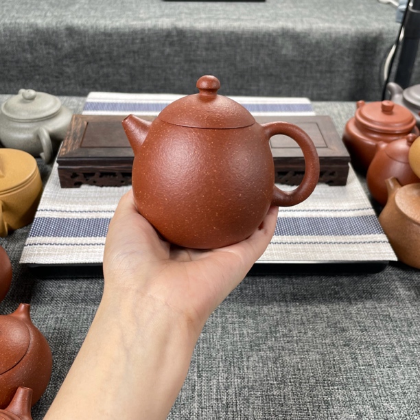 宜兴原矿紫砂壶30目红降坡龙蛋240c全手工制作