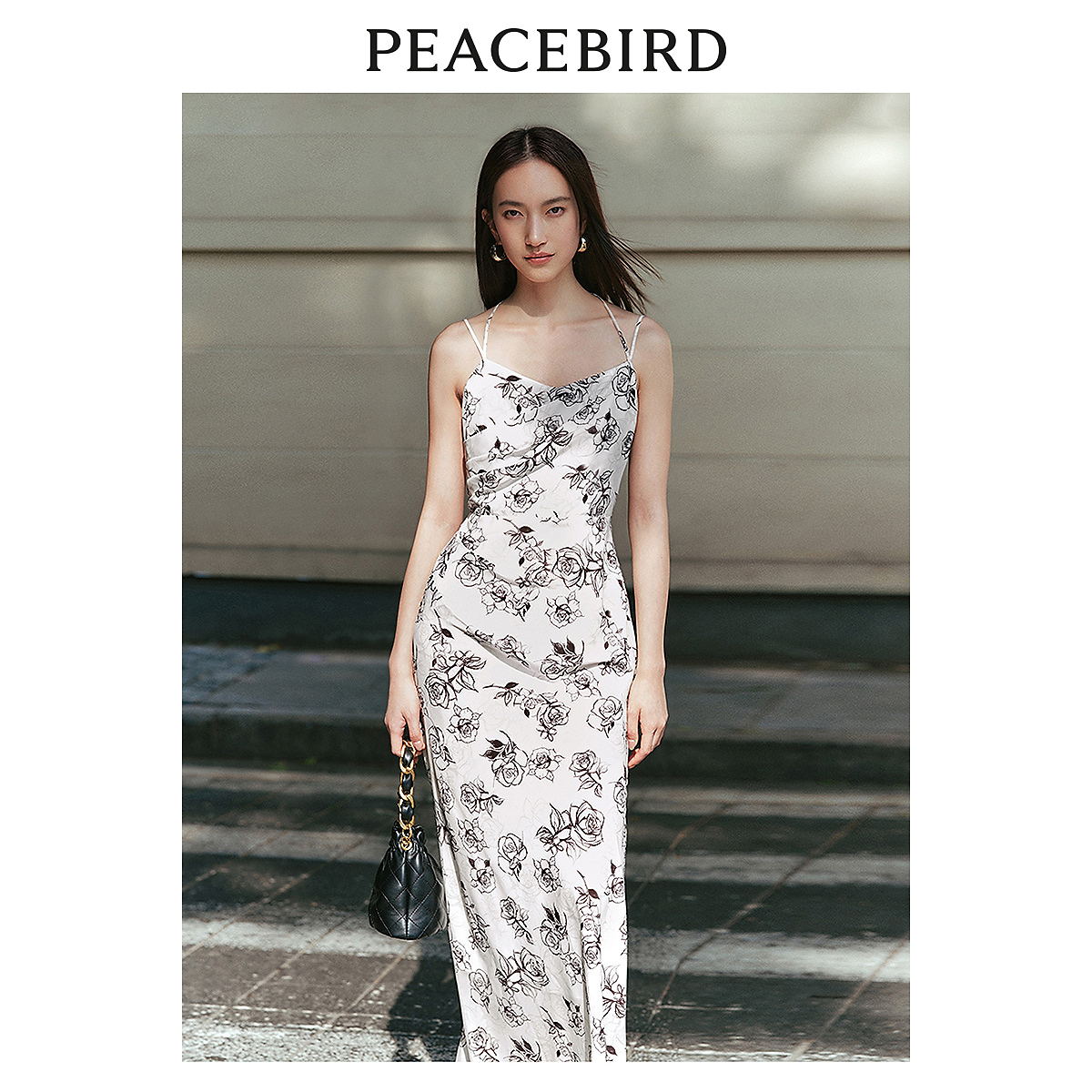 【欧莉专属】太平鸟吊带垂感气质挂脖开叉连衣裙A7FAE1491