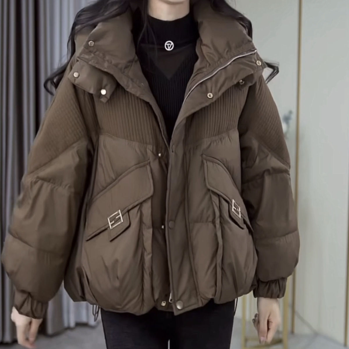 羽绒衣服气质保暖连帽羽绒棉服女短款2024新款冬季时尚连帽小个子