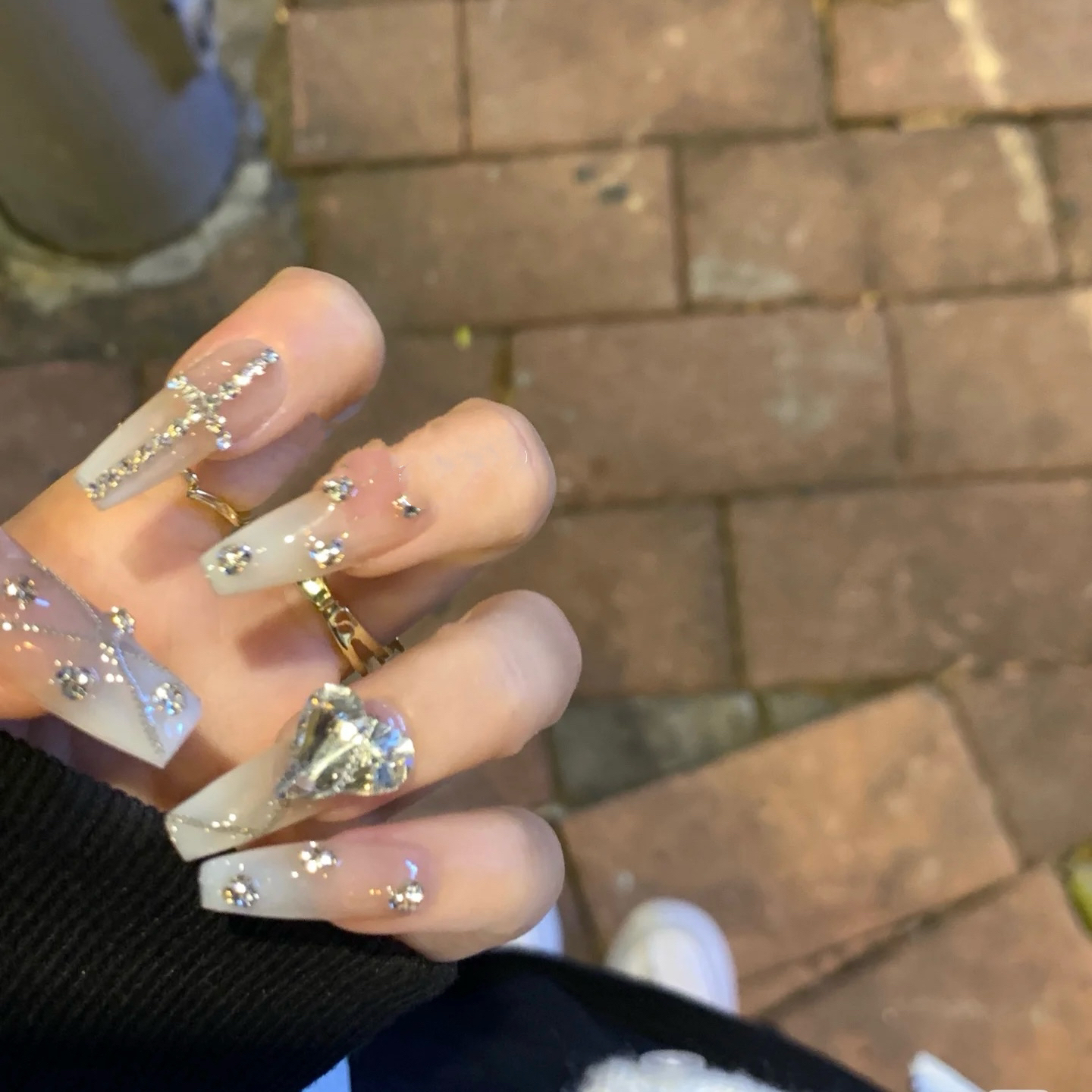 闪钻爆闪手工穿戴甲乳白渐变美甲中长款高级仙女纯欲风学生假指甲