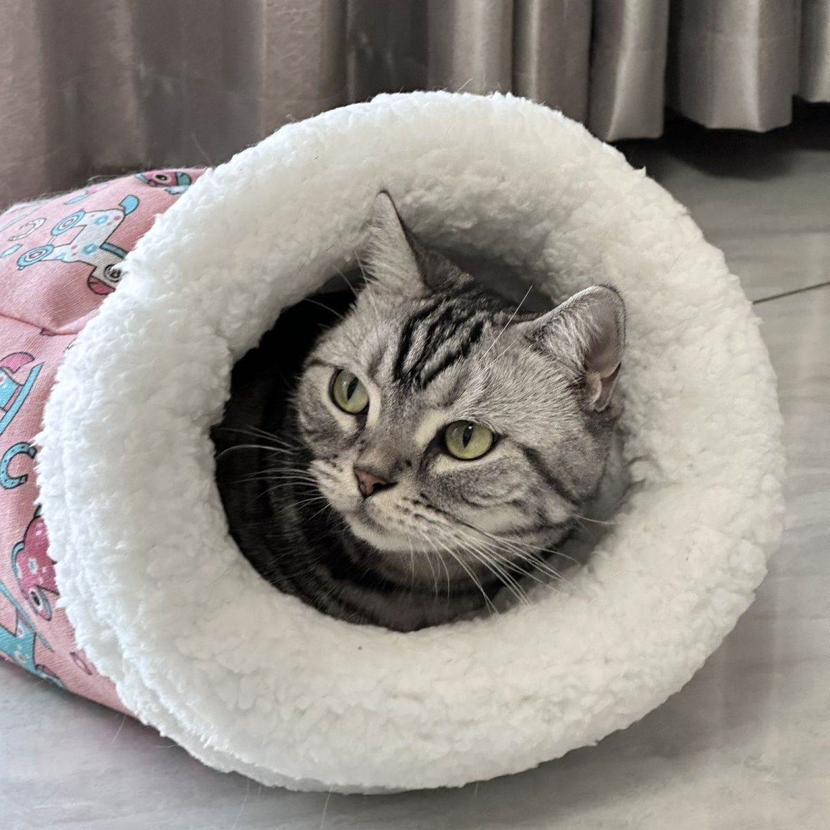 猫咪睡袋冬季保暖半封闭宠物睡袋大小猫窝四季被子猫咪通用猫被窝