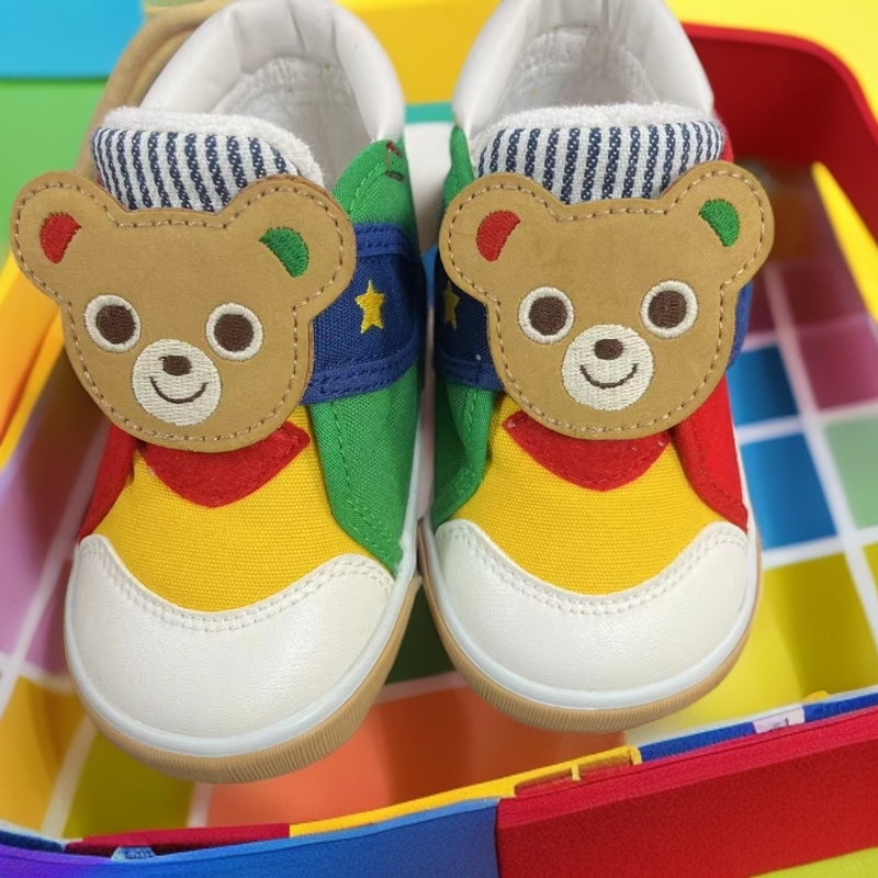 新款四季儿童mk宝宝鞋子平底鞋男童女童拼色鞋子小童宝宝板鞋