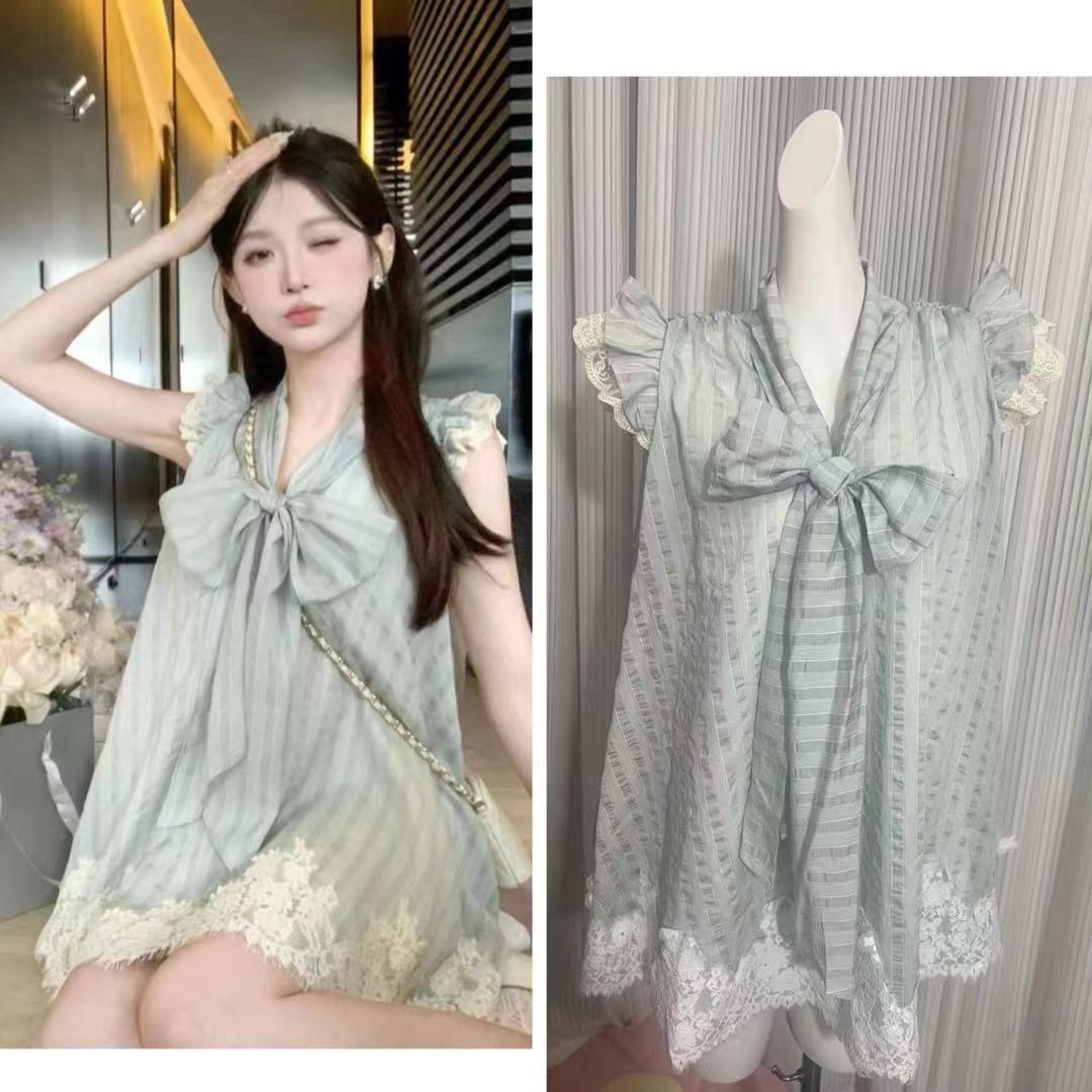 维斯小姐九折·上新前四小时6.15/20:00PM系带显瘦蕾丝连衣裙