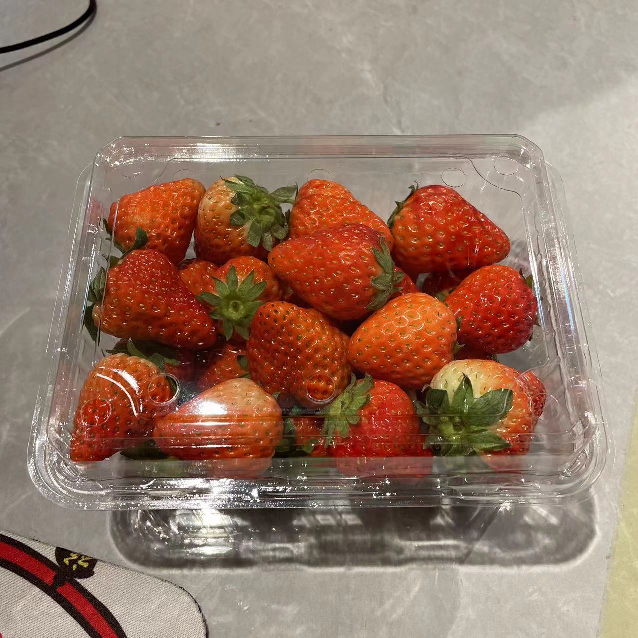 一盒草莓