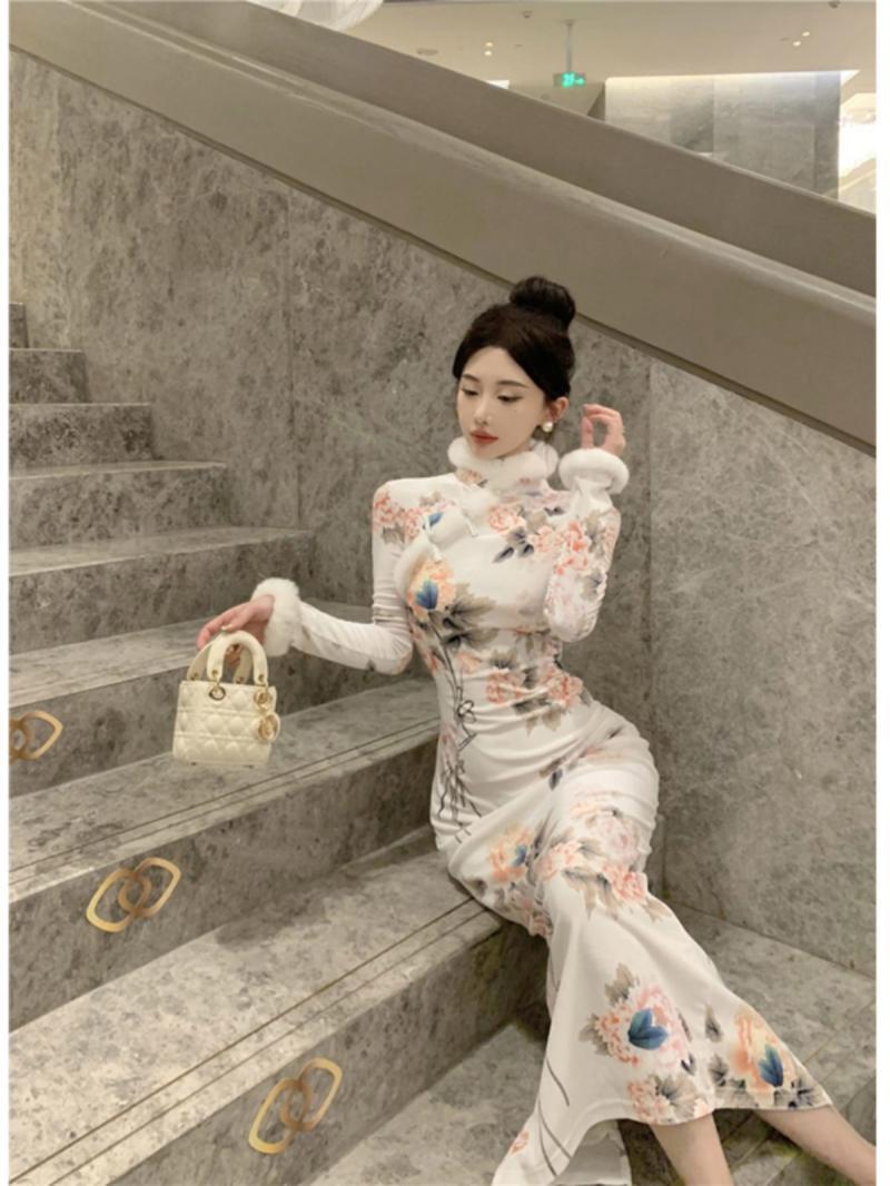 秋冬胖mm300斤大码复古毛毛拼接中式改良花朵金丝绒旗袍连衣裙女
