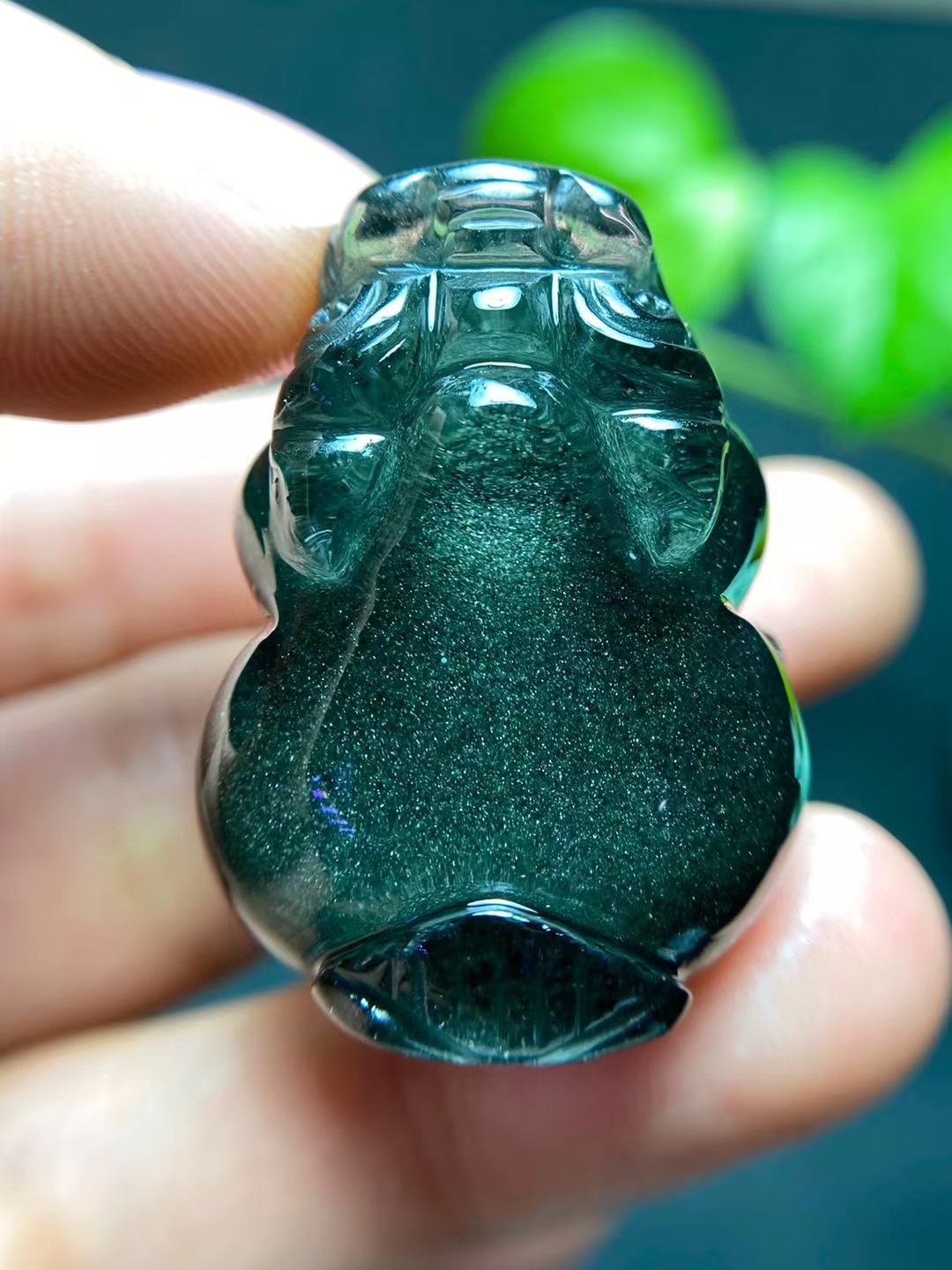 天然水晶绿幽灵貔貅吊坠，晶体干净，尺寸33*24*17mm,重量21克