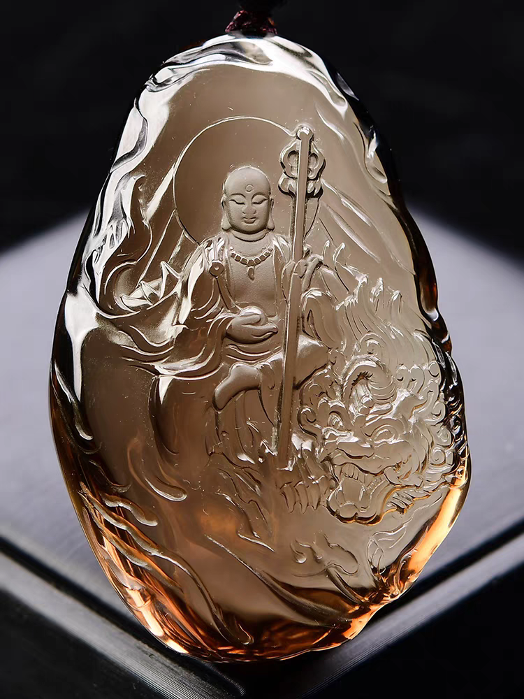 天然茶水晶地藏王菩萨吊坠，尺寸55*33*12mm，重约40克