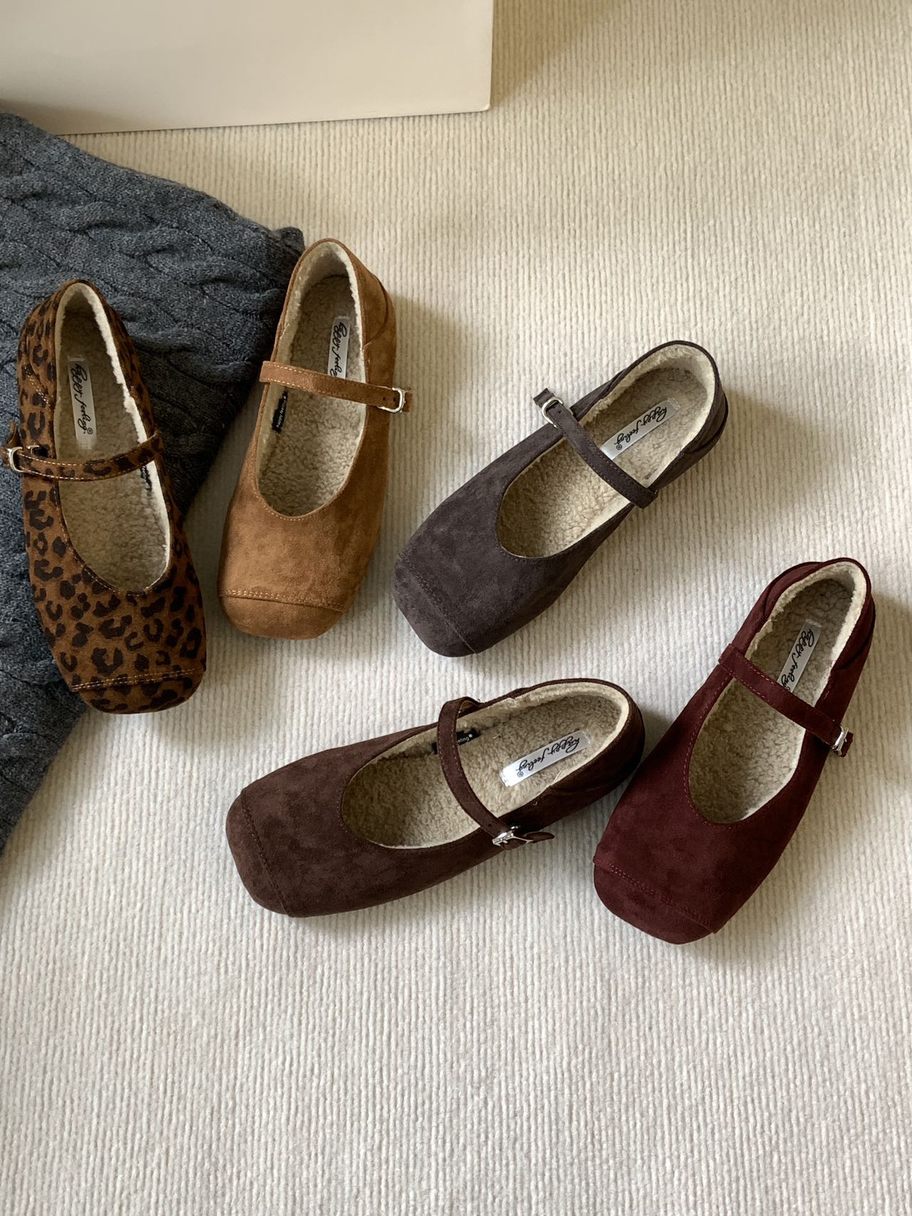 H 6676-1A 爆款百搭加绒单鞋女士秋冬季2024新款复古鞋绒面单鞋