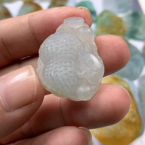 定制翡翠未镶嵌翡翠