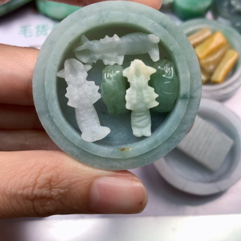 定制翡翠翡翠未镶嵌