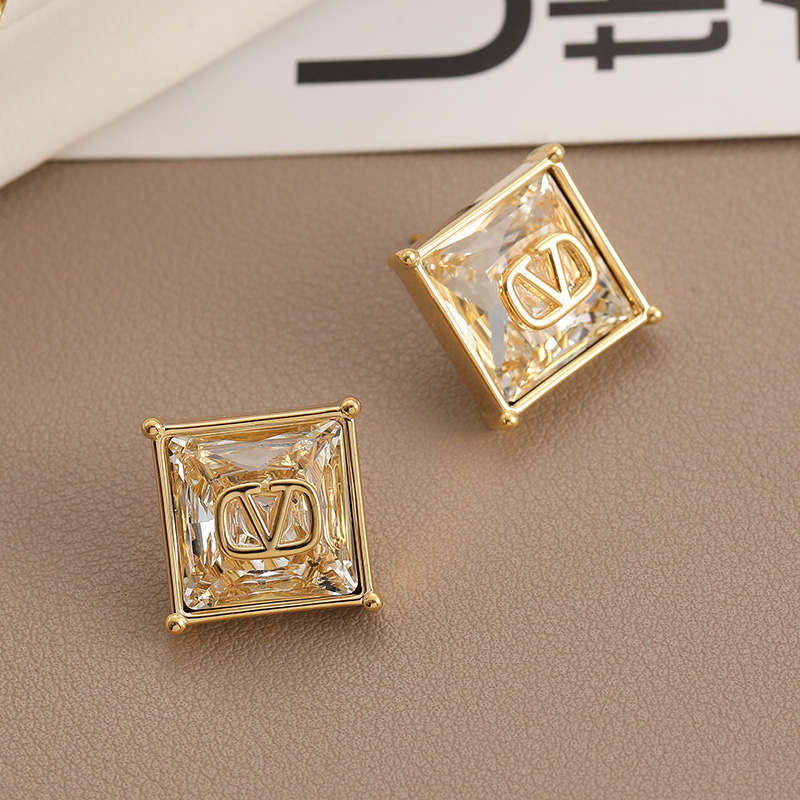 合金耳饰 小香风百搭时尚轻奢小众经典经典精致简约镶6576