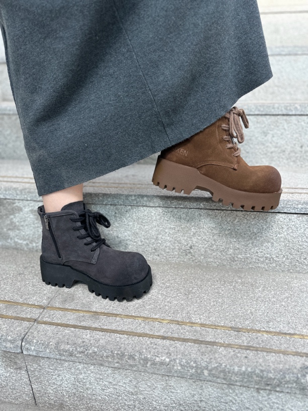 616-2 真皮欧货马丁靴女新款英伦复古时尚厚底短靴大头工装骑士靴