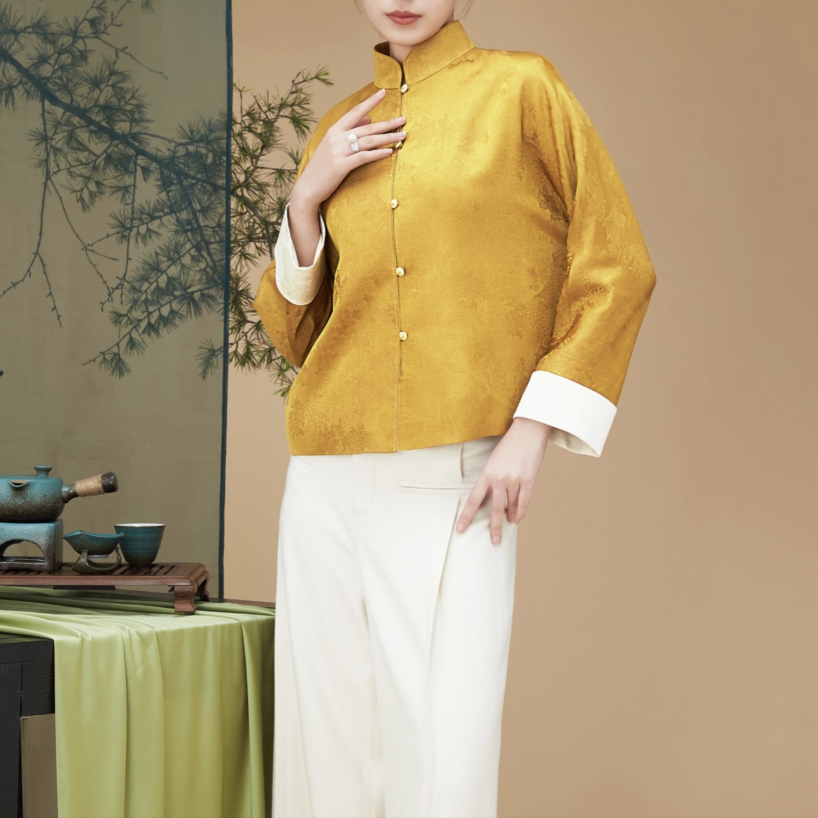 懿菲  上衣  秋风瑟瑟  YF2431S060气质长袖