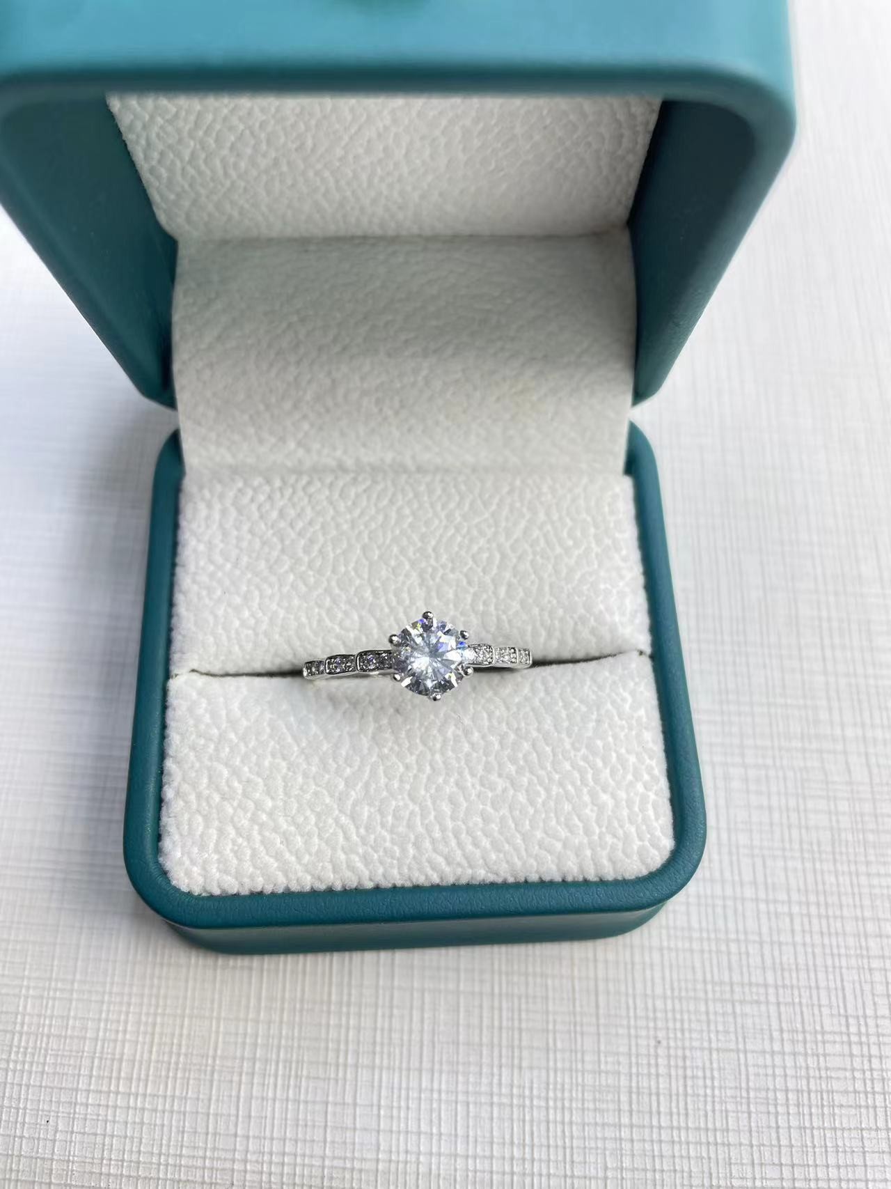 戒指 Sm/J8-94 1ct 步步高升