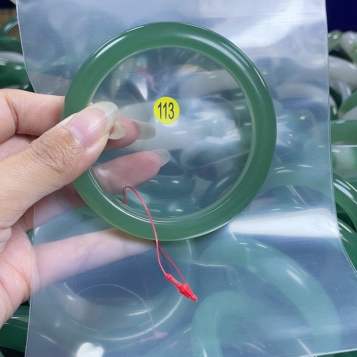 石英质玉手镯未镶嵌63