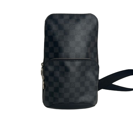 95新 LouisVuitton/路易威登 黑棋盘格胸包黑色休闲男士（565800）