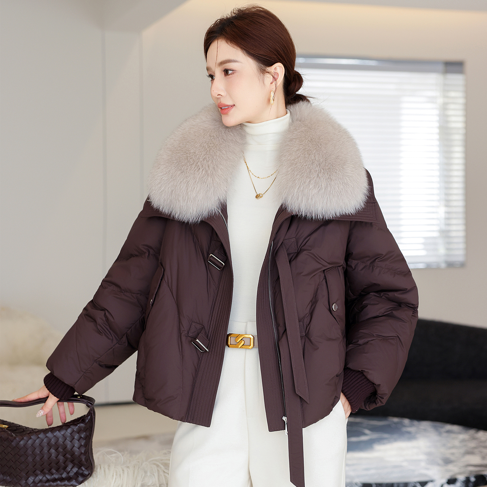 保暖羽绒服短款2025冬季新款可拆卸毛领狐狸毛皮草外套女款鸭绒服