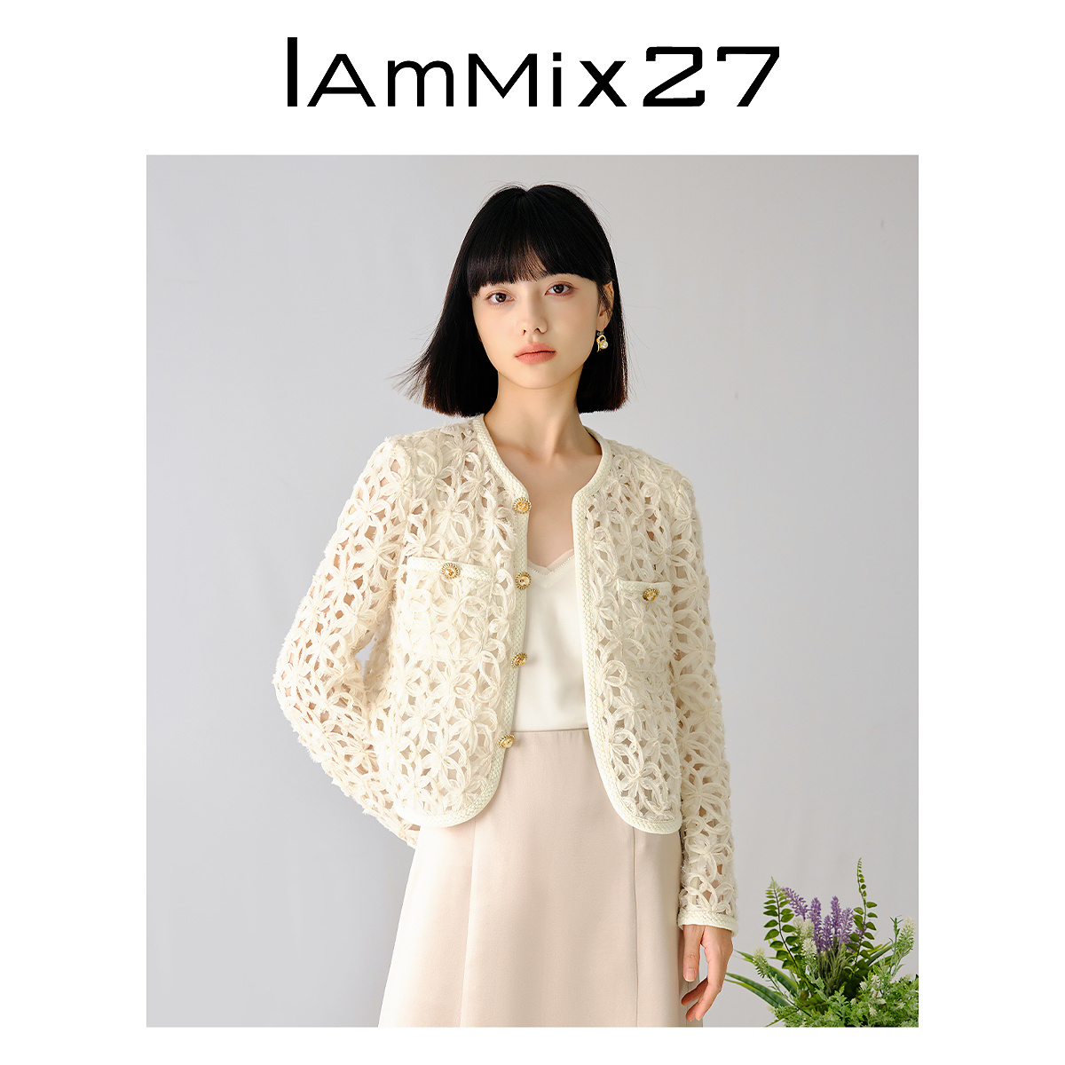Iammix27小香风外套女重工花朵休闲百搭米白色圆领上衣女M4A3071