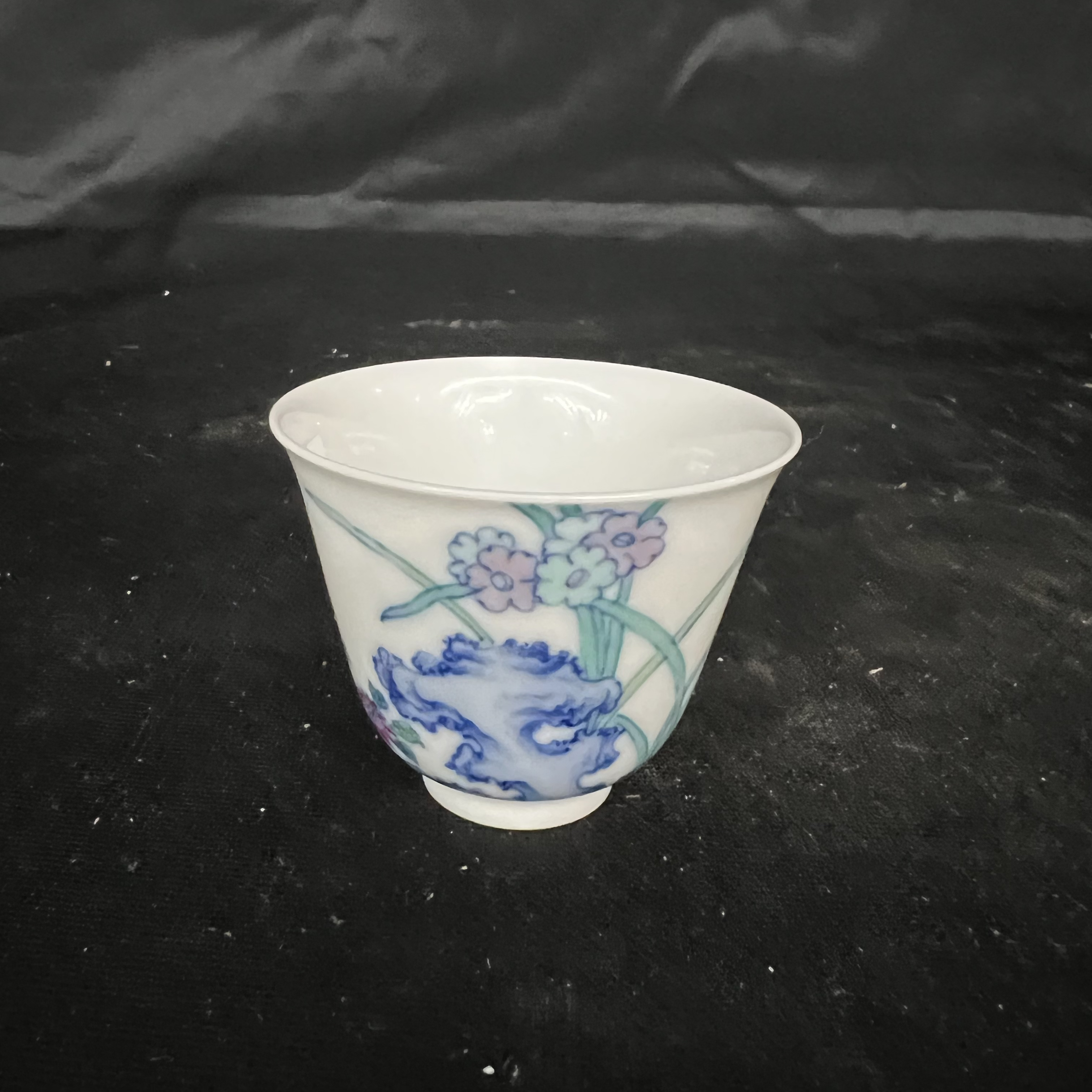 斗彩花卉主人杯452