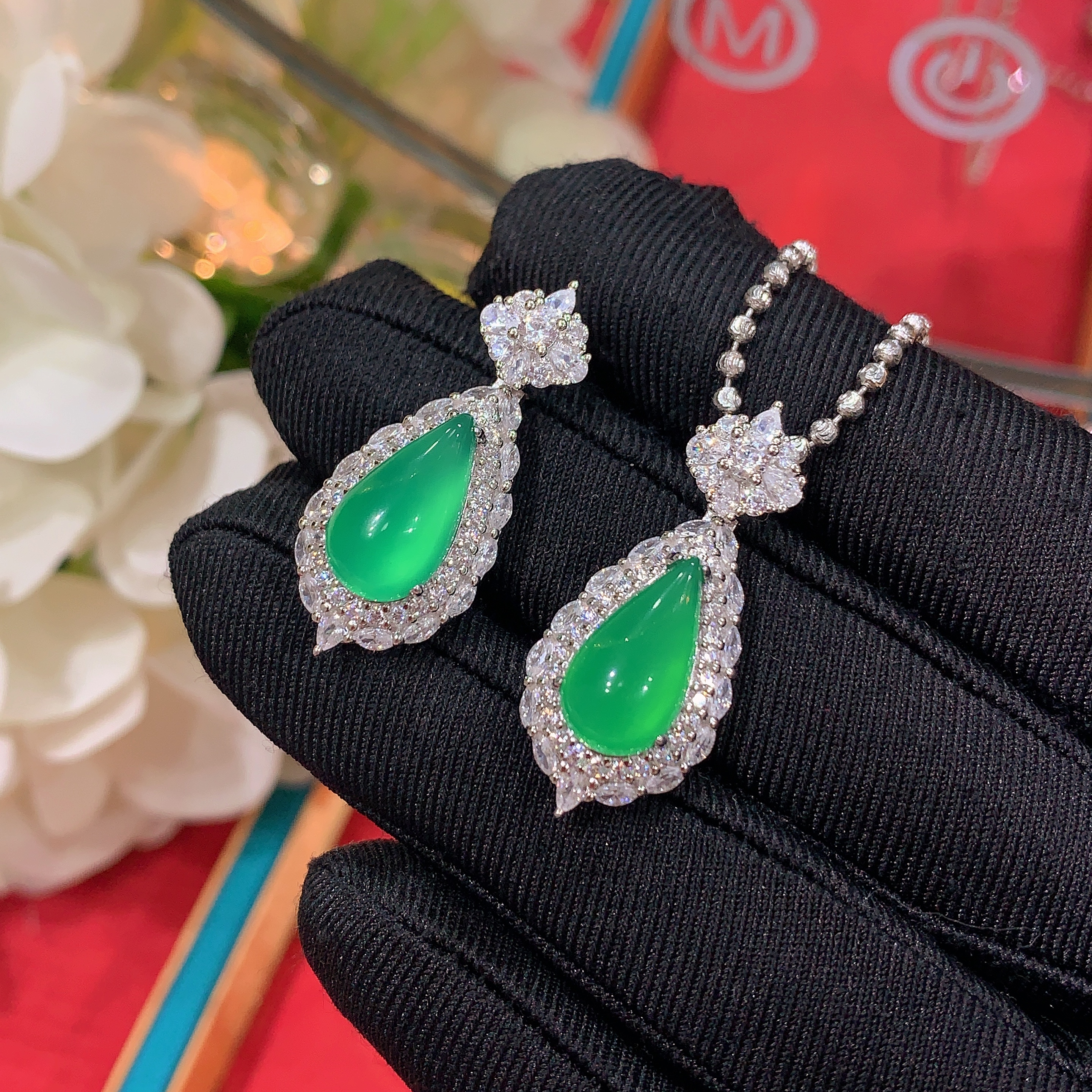 日常百搭小众玉石夏季挂件天然绿玉髓水滴吊坠s925银镶嵌精致项链