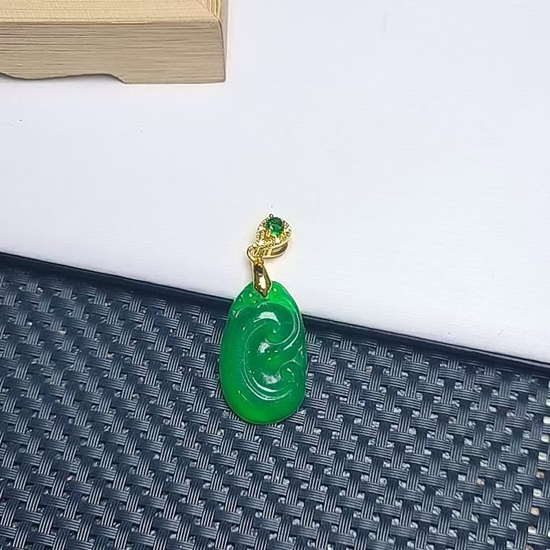 （聚宝严选）D0168绿小如意吊坠精致气质妈妈款时尚精美