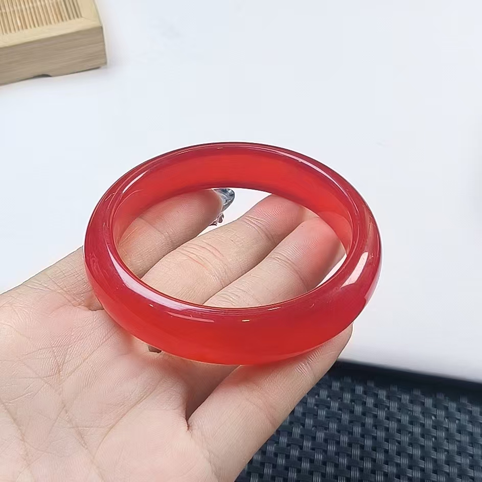 （聚宝严选）正红手镯妈妈款时尚百搭气质精美小众精致