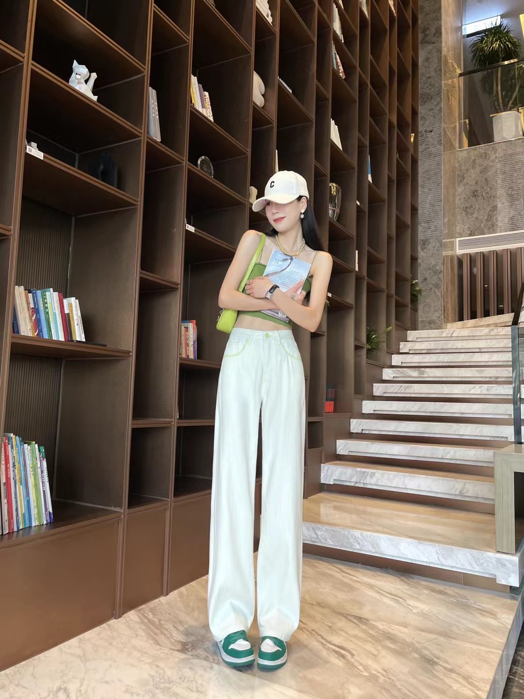 鑫家大牌女装直播间链接显瘦