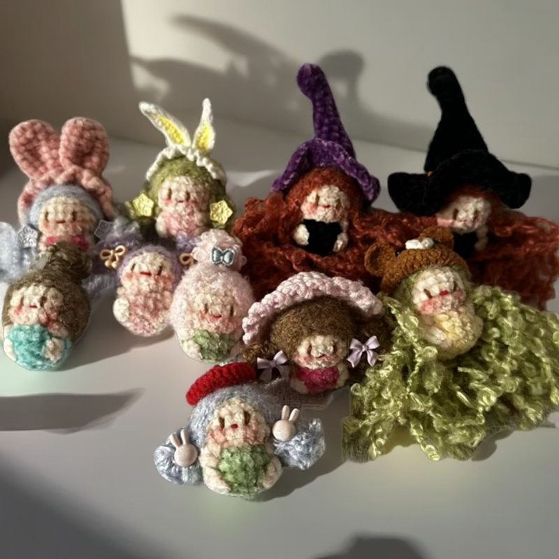 小女孩美人鱼软糖挂件胸针手工制作