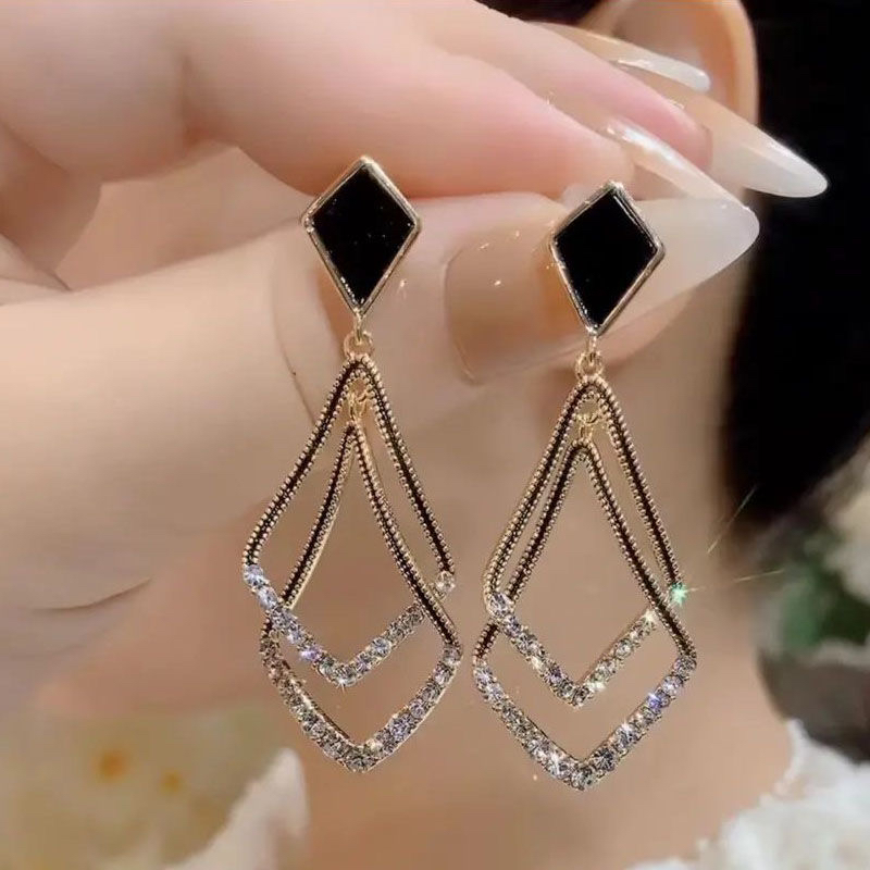 铜合金合成锆石耳饰 136气质佳人修饰脸型长款耳环