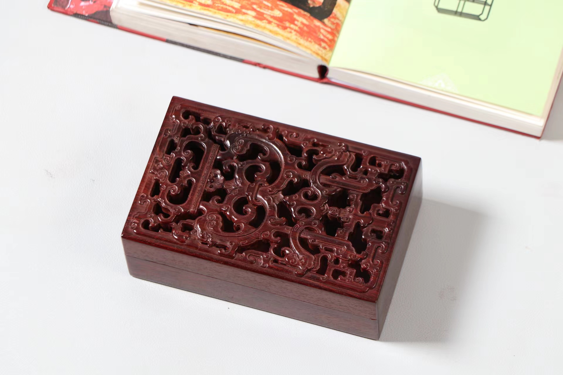 小叶紫檀镂空首饰盒红木中式盘香盒实木珠宝玉石印章收藏盒