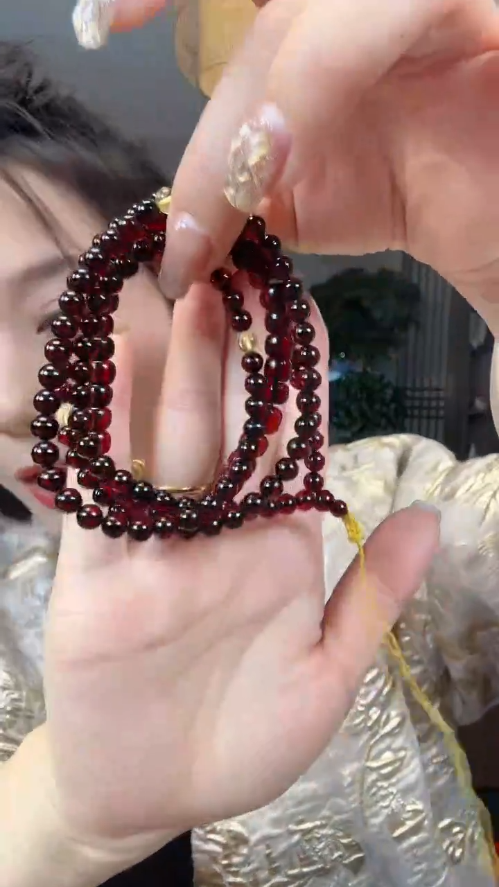 【闪购商品】血珀颈饰未镶嵌1